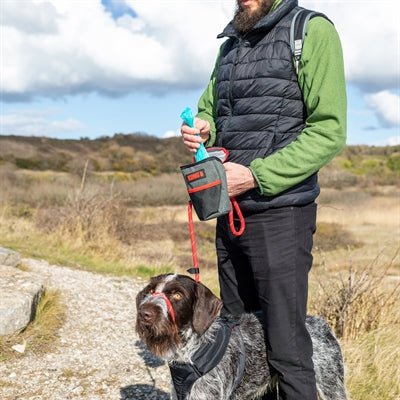 Kong Pick Up Pouch - Best4pets.nl